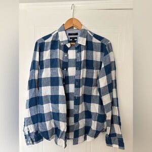 Banana Republic Men's Navy and White Plaid Button-Down Shirt